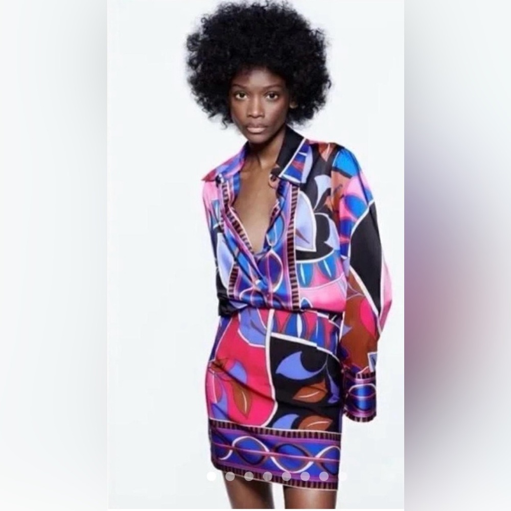 Zara Pink and Blue Abstract Mini Skirt‎